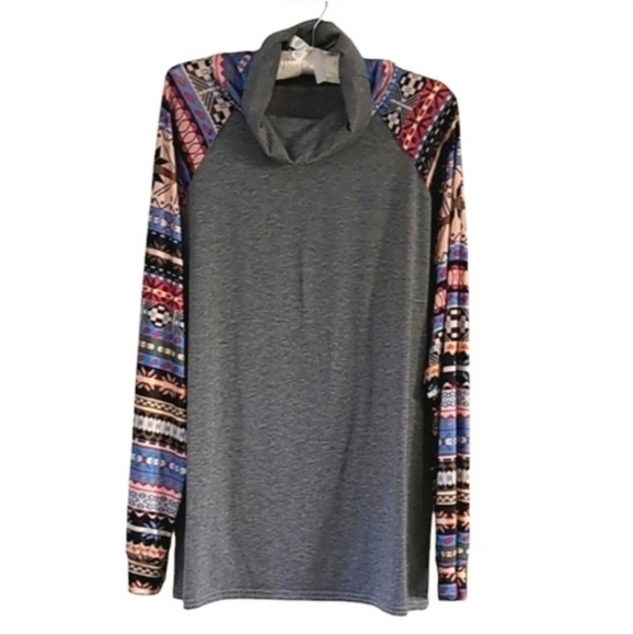 Vanilla Bay Aztec Cowl Neck Top Large - Picture 2 of 7